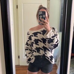 Nordstrom houndstooth cozy sweater